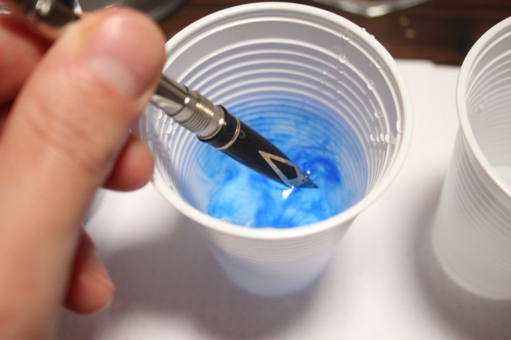 Fine Ink Syringe, fill your fountain pens with ease